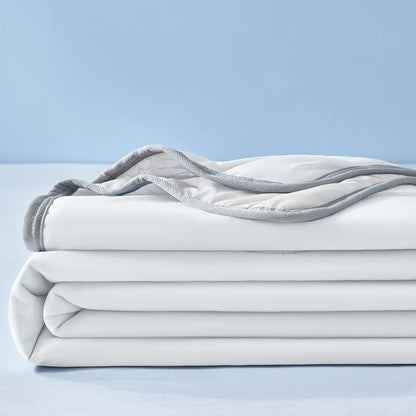 CoolBed™ Kølende sommerdyne — Sov køligt. Komfortabelt under dynen.